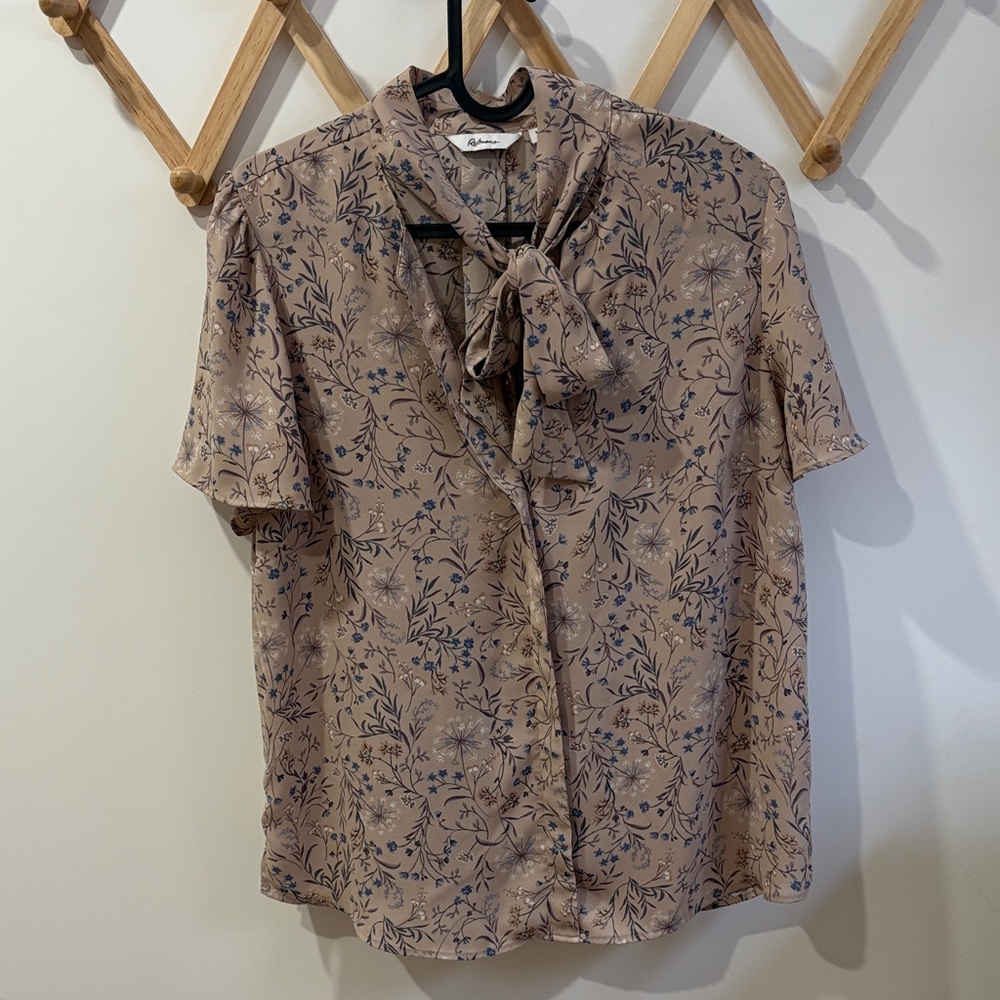 Reitmans women blouse M